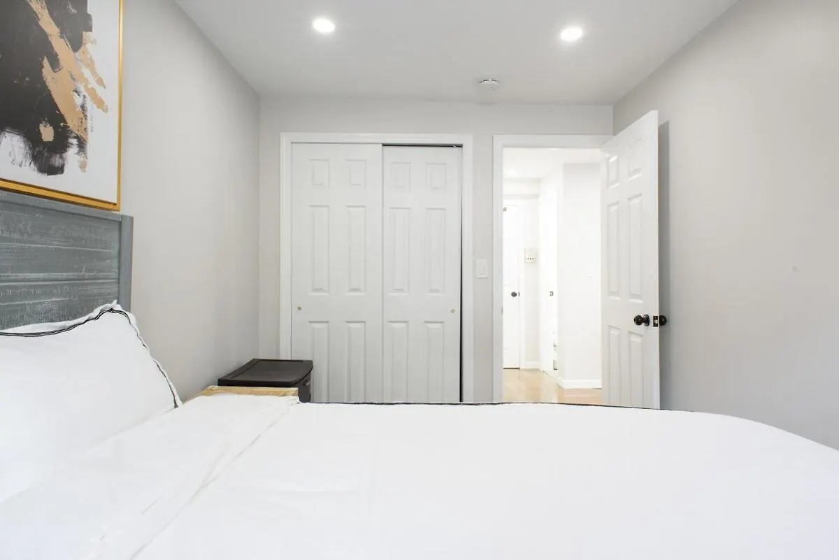 아파트 350-2A Prime Gramercy Newly Renovated 1Br Sleeps 4 뉴욕