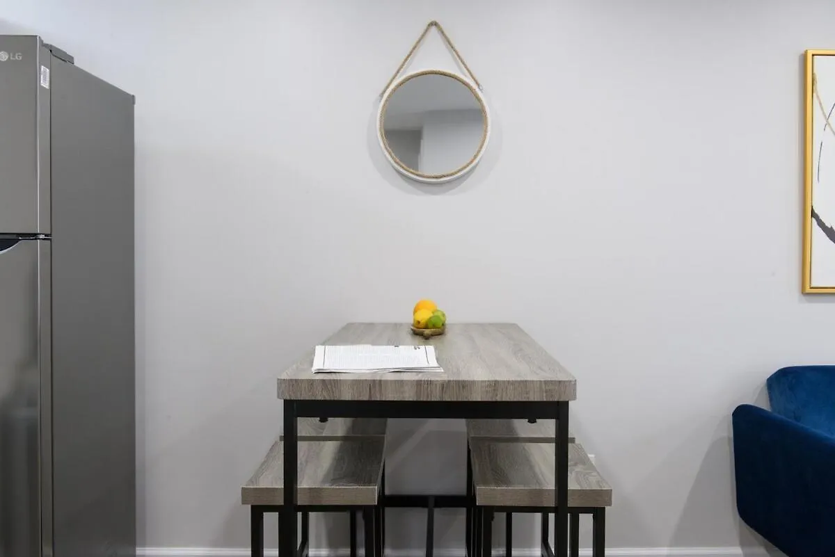 350-2A Prime Gramercy Newly Renovated 1Br Sleeps 4 뉴욕 아파트